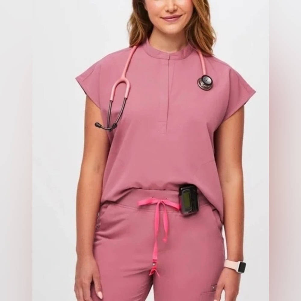 Figs quartz Rafaela oversized scrub top XXS